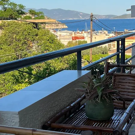 Konstantinos Apartment Tolo